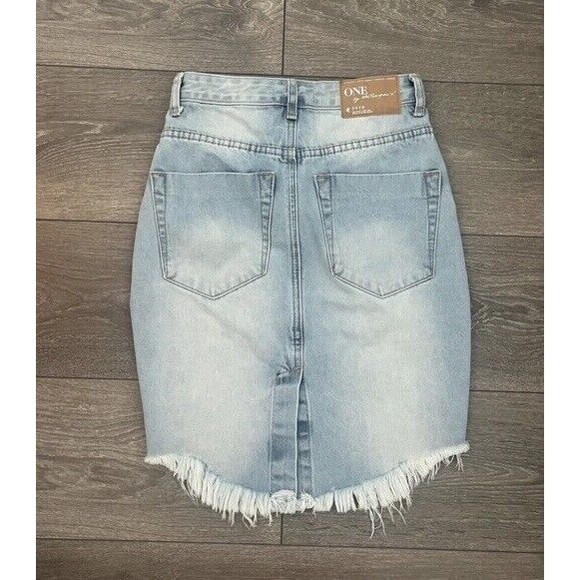One Teaspoon 2020 High Waist Denim Distressed Destroyed Mini Jean Skirt Size 25 - Picture 2 of 10